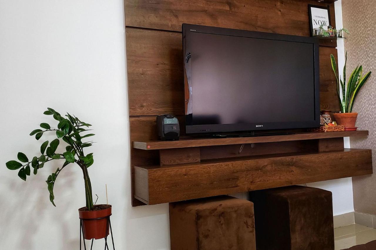 Frodo-Apto Magnifico Com Wifi , 2 Dorm São Carlos Extérieur photo